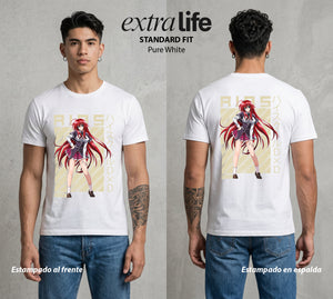El Club del Diablo | La Reina del Diablo #03670 - Playera Standard Fit | Pure White - Foto en modelo