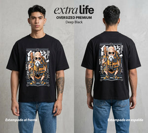 El Poder de las Esferas | El Ermitaño Tortuga #03712 - Playera Oversized Premium | Deep Black - Foto en modelo