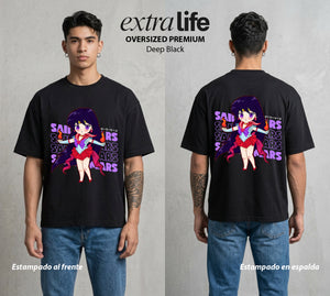Las Guerreras del Cosmos | Chibi de Marte Chibi #03769 - Playera Oversized Premium | Deep Black - Foto en modelo