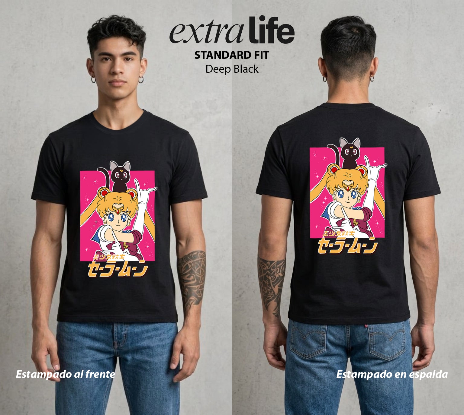 Las Guerreras del Cosmos | El Gato del Destino #03783 - Playera Standard Fit | Deep Black - Foto en modelo