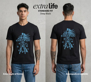 Los Caballeros del Cosmos | El Meteor del Cosmos #03801 - Playera Standard Fit | Deep Black - Foto en modelo