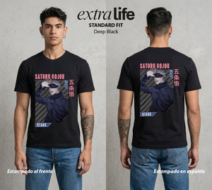 El Arte de las Maldiciones | El Infinito del Bien #03909 - Playera Classic Premium | Deep Black - Foto en modelo