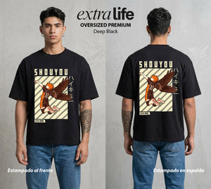 El Vuelo del Voleibol | La Valentía del Amor #03997 - Playera Oversized Premium | Deep Black - Foto en modelo
