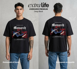 El Cazador Solitario | El Nivel del Bien #04067 - Playera Oversized Premium | Deep Black - Foto en modelo