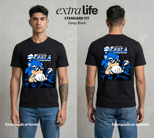 La Velocidad del Erizo | Velocidad y Furia #04073 - Playera Standard Fit | Deep Black - Foto en modelo