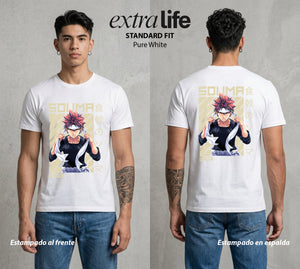 La Batalla de los Sabores | El Sabor del Duelo #04084 - Playera Standard Fit | Pure White - Foto en modelo