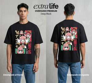 Familia de Operativos | La Espia del Jardin #04140 - Playera Oversized Premium | Deep Black - Foto en modelo