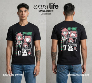 Familia de Operativos | Waku Waku del Bien #04151 - Playera Standard Fit | Deep Black - Foto en modelo