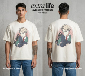 Familia de Operativos | El Padre Espia #04172 - Playera Oversized Premium | Off White - Foto en modelo