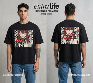 Familia de Operativos | La Asesina con Corazon #04187 - Playera Oversized Premium | Deep Black - Foto en modelo