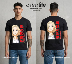 Pandillas del Tiempo | El Lider del Poder #04392 - Playera Standard Fit | Deep Black - Foto en modelo