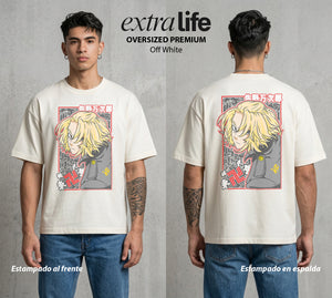 Pandillas del Tiempo | El General del Toman #04401 - Playera Oversized Premium | Off White - Foto en modelo
