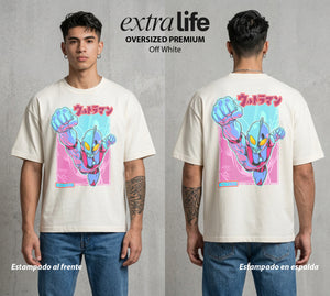 El Gigante de Luz | El Gigante del Bien #04438 - Playera Oversized Premium | Off White - Foto en modelo