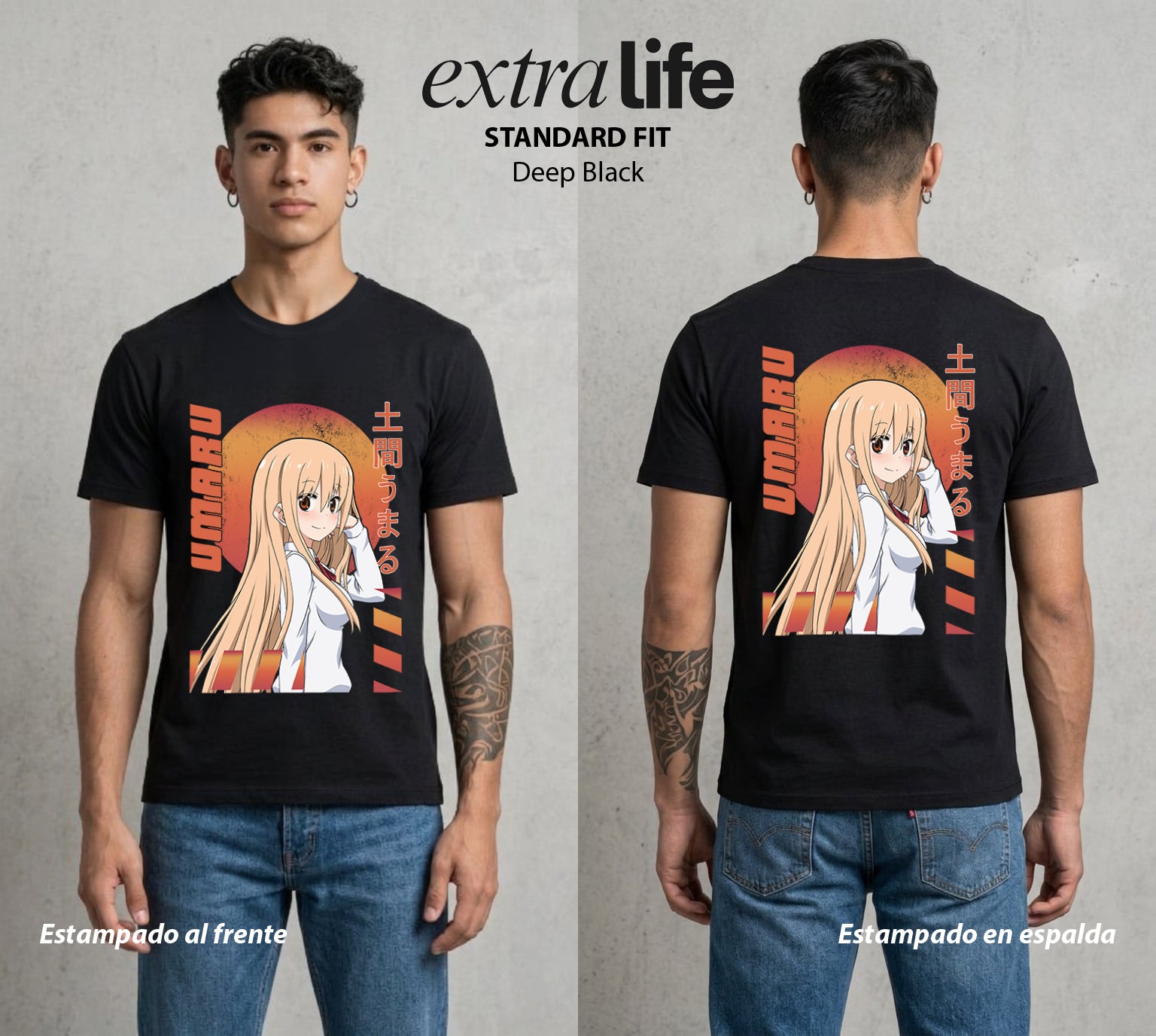 La Doble Vida | La Doble Personalidad #04442 - Playera Standard Fit | Deep Black - Foto en modelo
