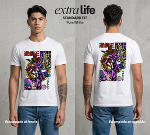 El Duelo del Destino | El Duelo del Faraon #04486 - Playera Standard Fit | Pure White - Foto en modelo