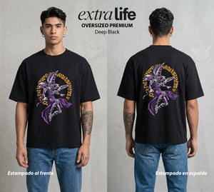 El Duelo del Destino | Cara a Cara el Duelo #04493 - Playera Oversized Premium | Deep Black - Foto en modelo