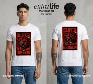 El Duelo del Destino | El Duelo del Faraon #04501 - Playera Classic Premium | Pure White - Foto en modelo
