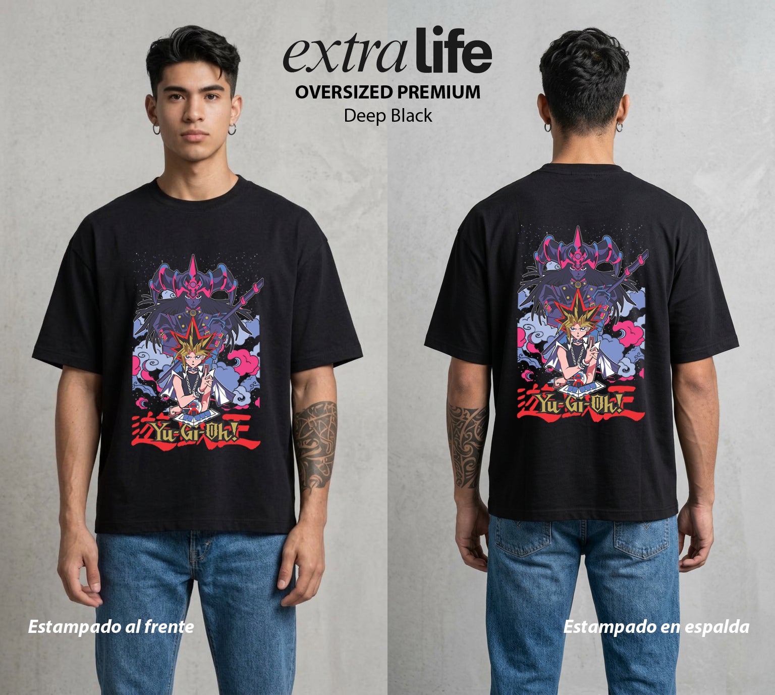 El Duelo del Destino | El Duelo del Faraon #04503 - Playera Oversized Premium | Deep Black - Foto en modelo