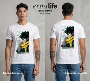 La Academia de Heroes | Heredero del Poder #04604 - Playera Standard Fit | Pure White - Foto en modelo