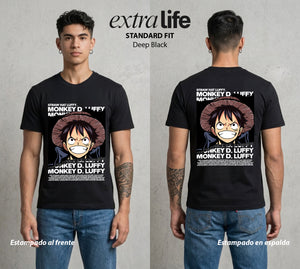 Mar de los Piratas | Puño de Goma #04619 - Playera Standard Fit | Deep Black - Foto en modelo