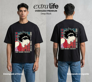 Neo Tokyo | Amigo Traicionado #04703 - Playera Oversized Premium | Deep Black - Foto en modelo