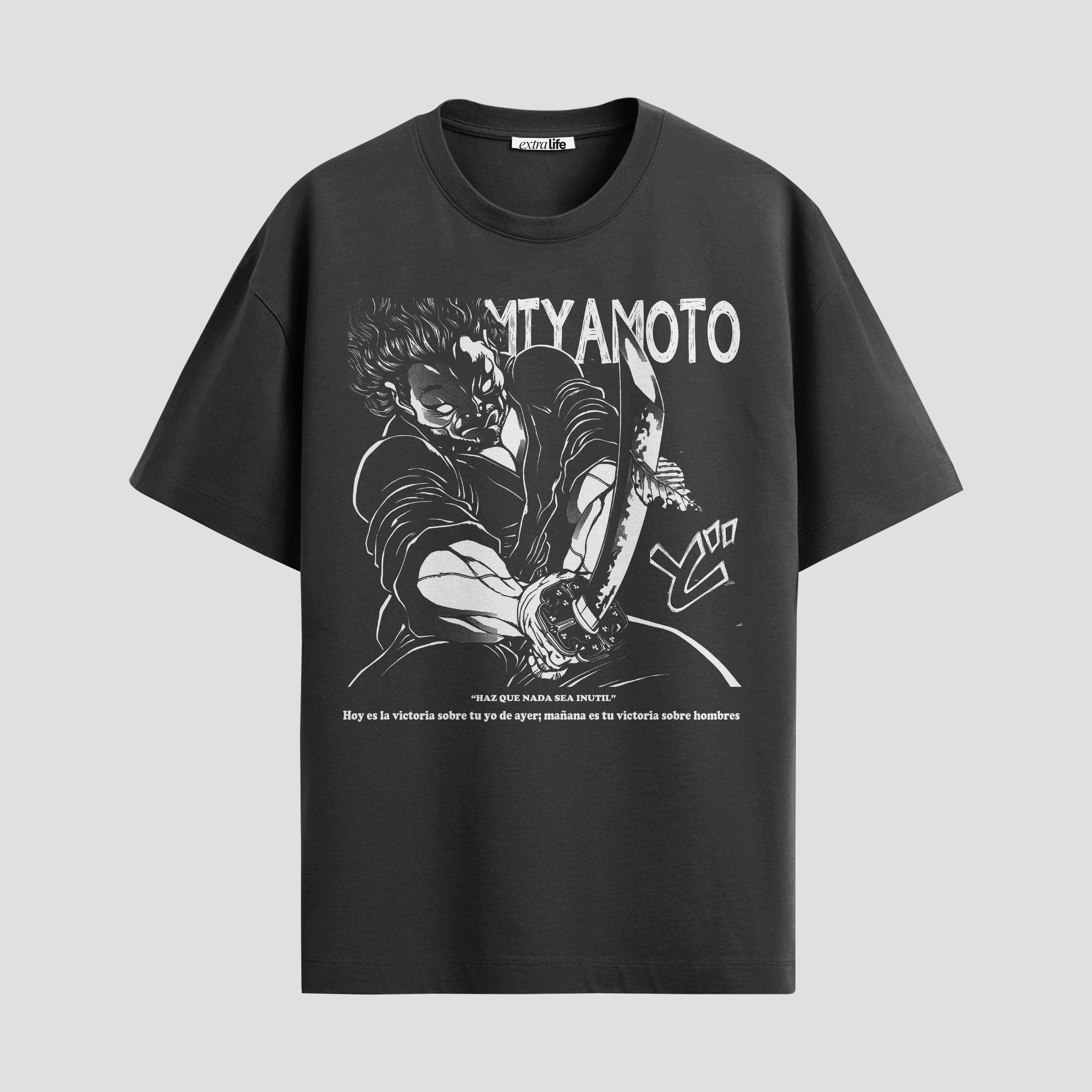 Playera urbana de anime y gaming ExtraLife MX, corte Standard Fit unisex ligero y transpirable en color Deep Black y Pure White, ropa de uso diario para gym y casual.