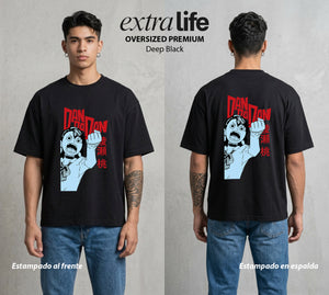 Lo Paranormal Cotidiano | Chica de los Espíritus I #04751 - Playera Oversized Premium | Deep Black - Foto en modelo