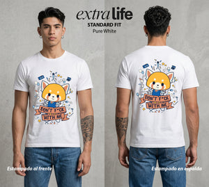 La Furia de la Oficina | Panda Metalera #00002 - Playera Standard Fit | Pure White - Foto en modelo