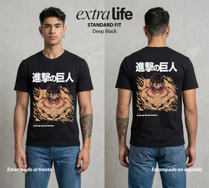 Mas Alla del Muro | La Ira del Titan #00082 - Playera Standard Fit | Deep Black - Foto en modelo