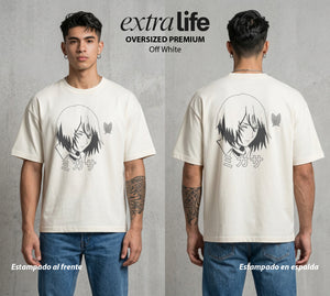 Mas Alla del Muro | La Guardiana Leal #00126 - Playera Oversized Premium | Off White - Foto en modelo