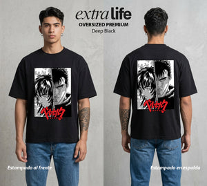 La Marca del Sacrificio | Dos Cicatrices #00193 - Playera Oversized Premium | Deep Black - Foto en modelo