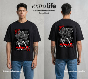 La Marca del Sacrificio | El Espadachín del Acero #00206 - Playera Oversized Premium | Deep Black - Foto en modelo