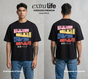 Del Cuarto al Escenario | La Guitarra del Cuarto #00325 - Playera Oversized Premium | Deep Black - Foto en modelo