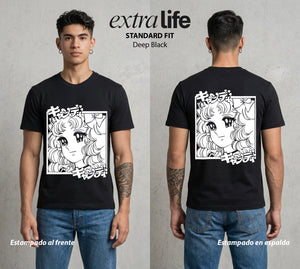 El Orfanato del Amor | La Huerfana del Amor #00351 - Playera Standard Fit | Deep Black - Foto en modelo