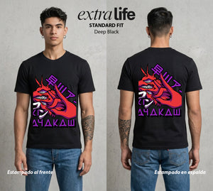 El Contrato Infernal | El Samurai del Futuro #00378 - Playera Standard Fit | Deep Black - Foto en modelo