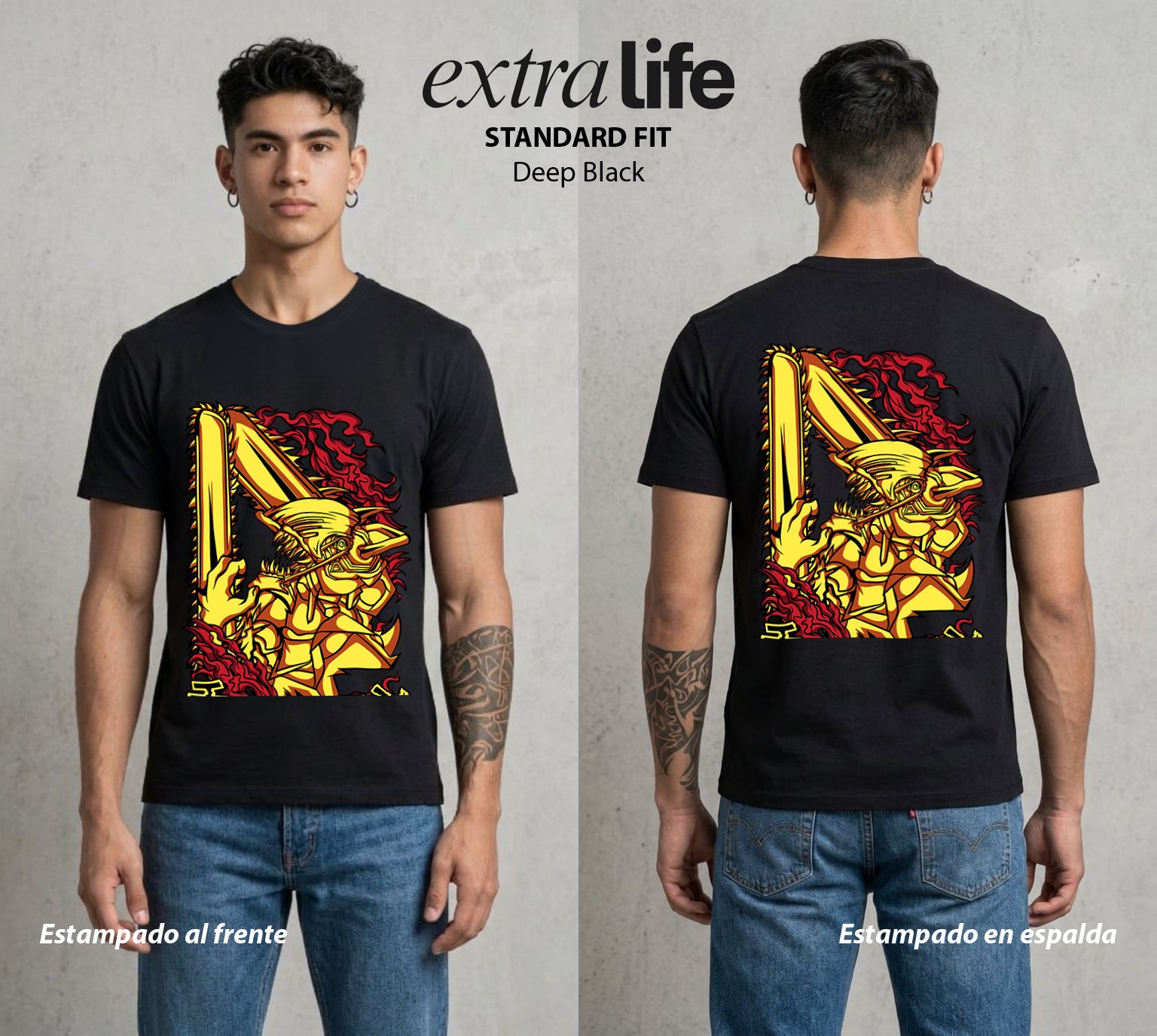 El Contrato Infernal | Motosierra y Corazon #00422 - Playera Standard Fit | Deep Black - Foto en modelo