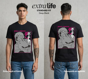 El Contrato Infernal | El Cachorro de Sierra #00428 - Playera Standard Fit | Deep Black - Foto en modelo