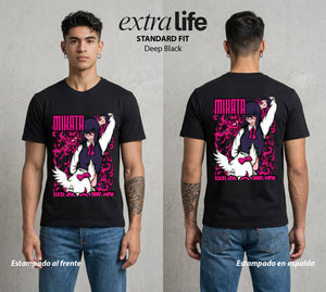 El Contrato Infernal | El Aliado de Sierras #00448 - Playera Standard Fit | Deep Black - Foto en modelo