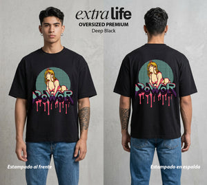 El Contrato Infernal | La Sangre del Diablo #00460 - Playera Oversized Premium | Deep Black - Foto en modelo