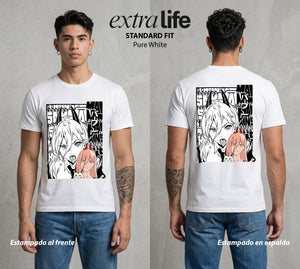 El Contrato Infernal | El Caos de Sangre #00465 - Playera Standard Fit | Pure White - Foto en modelo