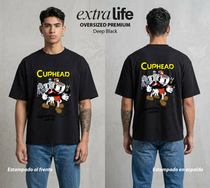 El Trato con el Diablo | El Trato Infernal #00536 - Playera Oversized Premium | Deep Black - Foto en modelo