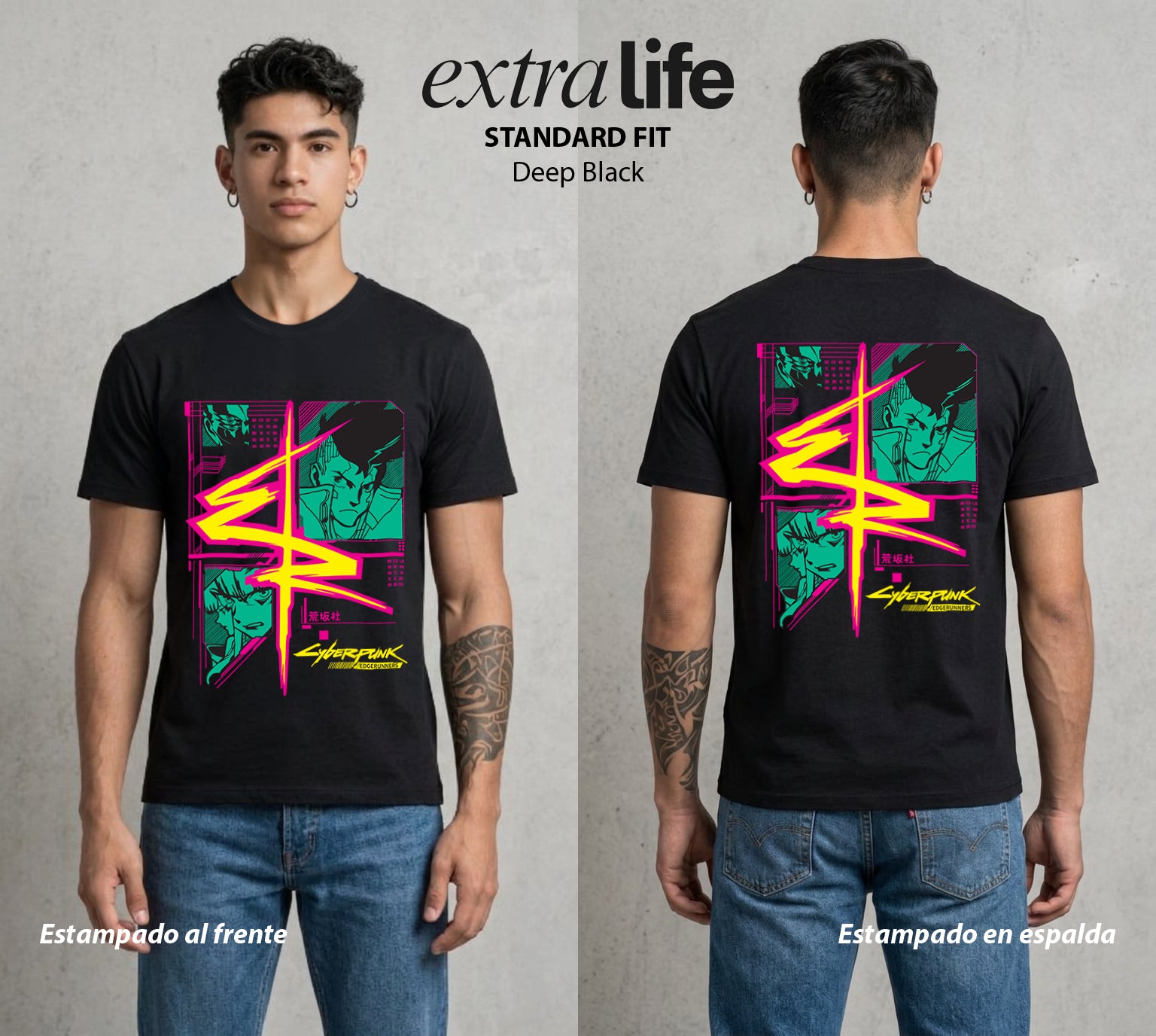 Los Corredores del Filo | La Especialista del Hack #00543 - Playera Standard Fit | Deep Black - Foto en modelo