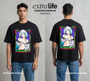 Los Corredores del Filo | La Luna y los Cables #00559 - Playera Oversized Premium | Deep Black - Foto en modelo