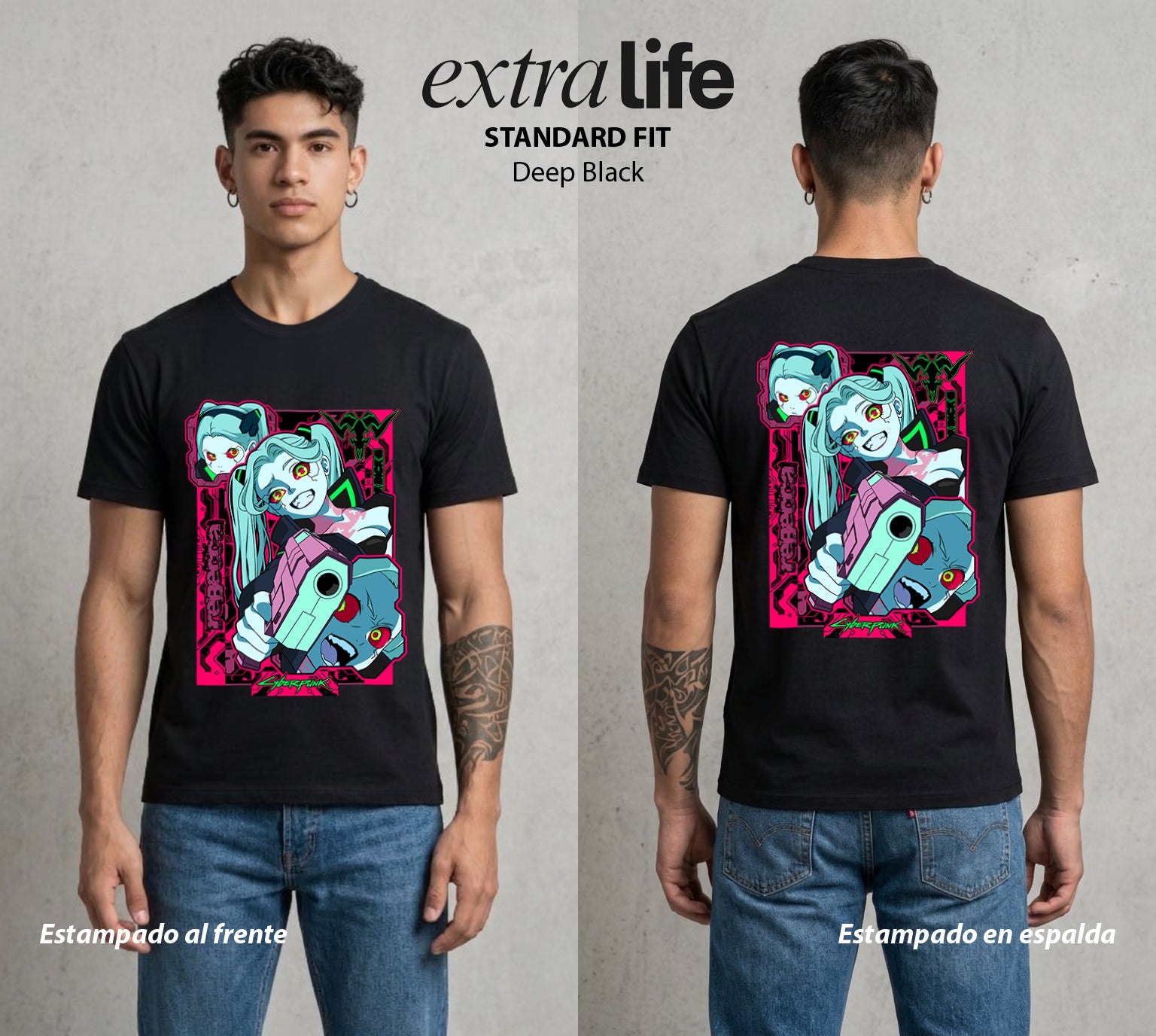 Los Corredores del Filo | La Pequena Letal #00560 - Playera Standard Fit | Deep Black - Foto en modelo