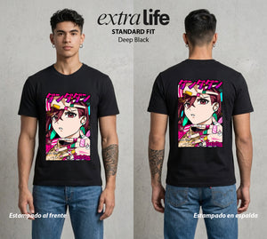 Lo Paranormal Cotidiano | La Cazadora de Espiritus #00570 - Playera Standard Fit | Deep Black - Foto en modelo