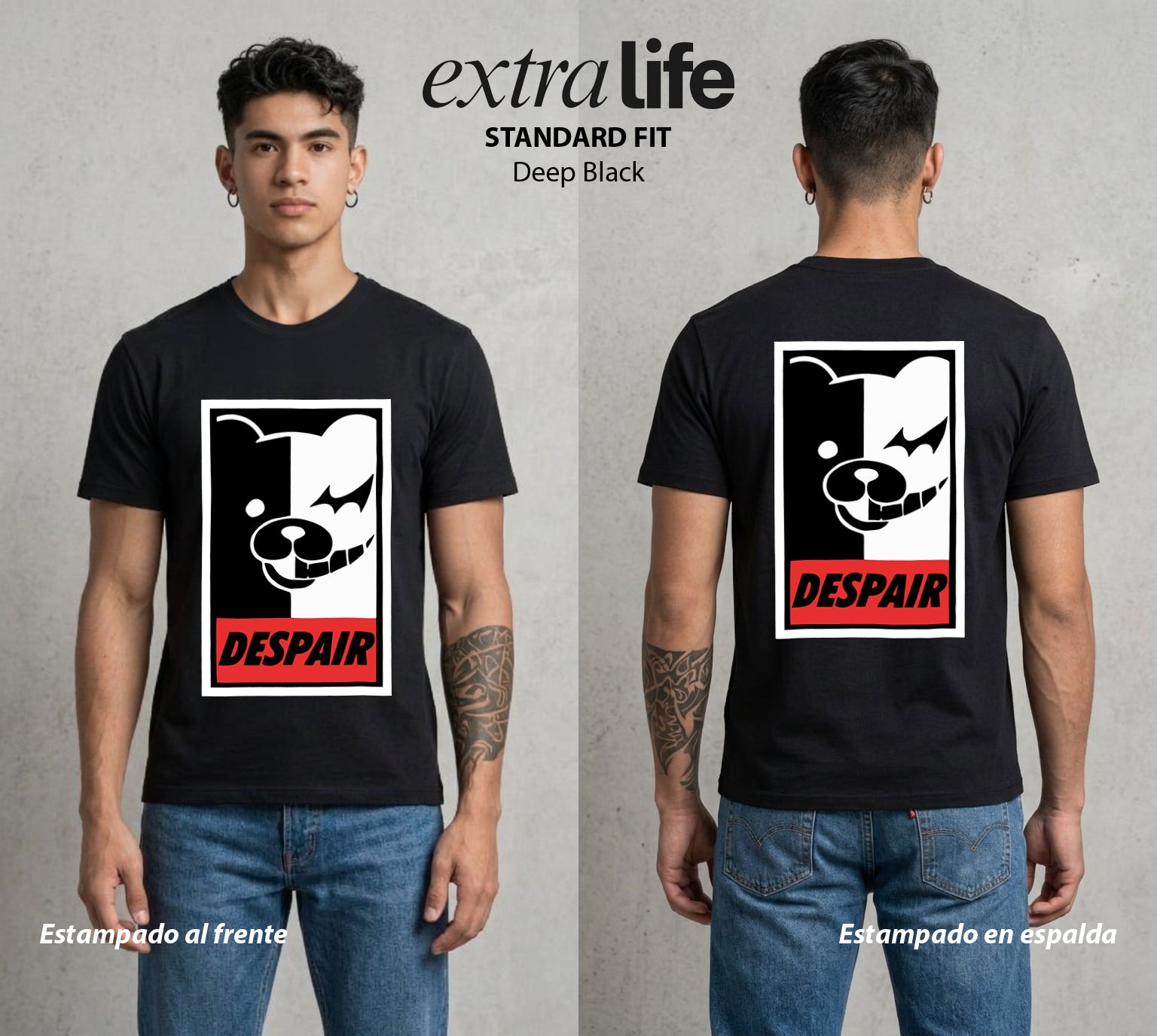 El Juicio Final Escolar | El Osito del Caos #00607 - Playera Standard Fit | Deep Black - Foto en modelo