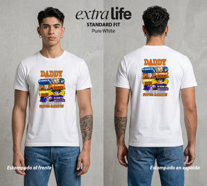 El Poder de las Esferas | Papa Super Saiyajin #00710 - Playera Standard Fit | Pure White - Foto en modelo