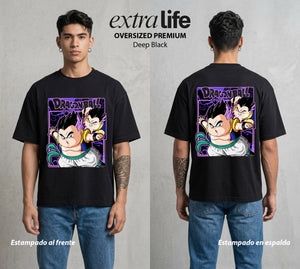 El Poder de las Esferas | La Fusion Gordita #00717 - Playera Oversized Premium | Deep Black - Foto en modelo