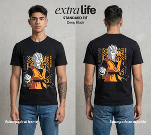 El Poder de las Esferas | El Hijo del Guerrero #00725 - Playera Standard Fit | Deep Black - Foto en modelo