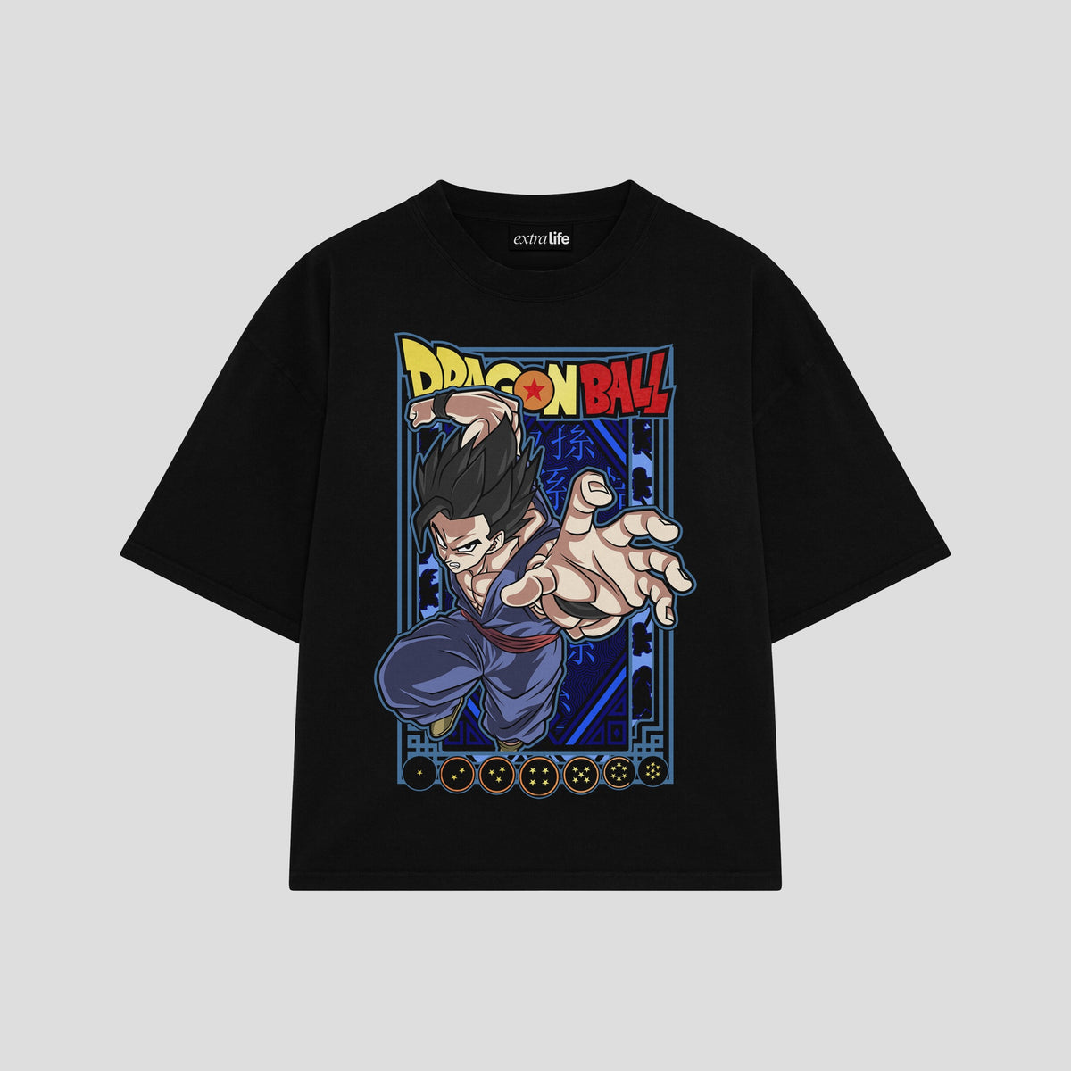 Playera streetwear premium de anime y gaming ExtraLife MX, corte oversized drop shoulder ligero y fresco en color Deep Black y Off-White, moda urbana mexicana de culto.